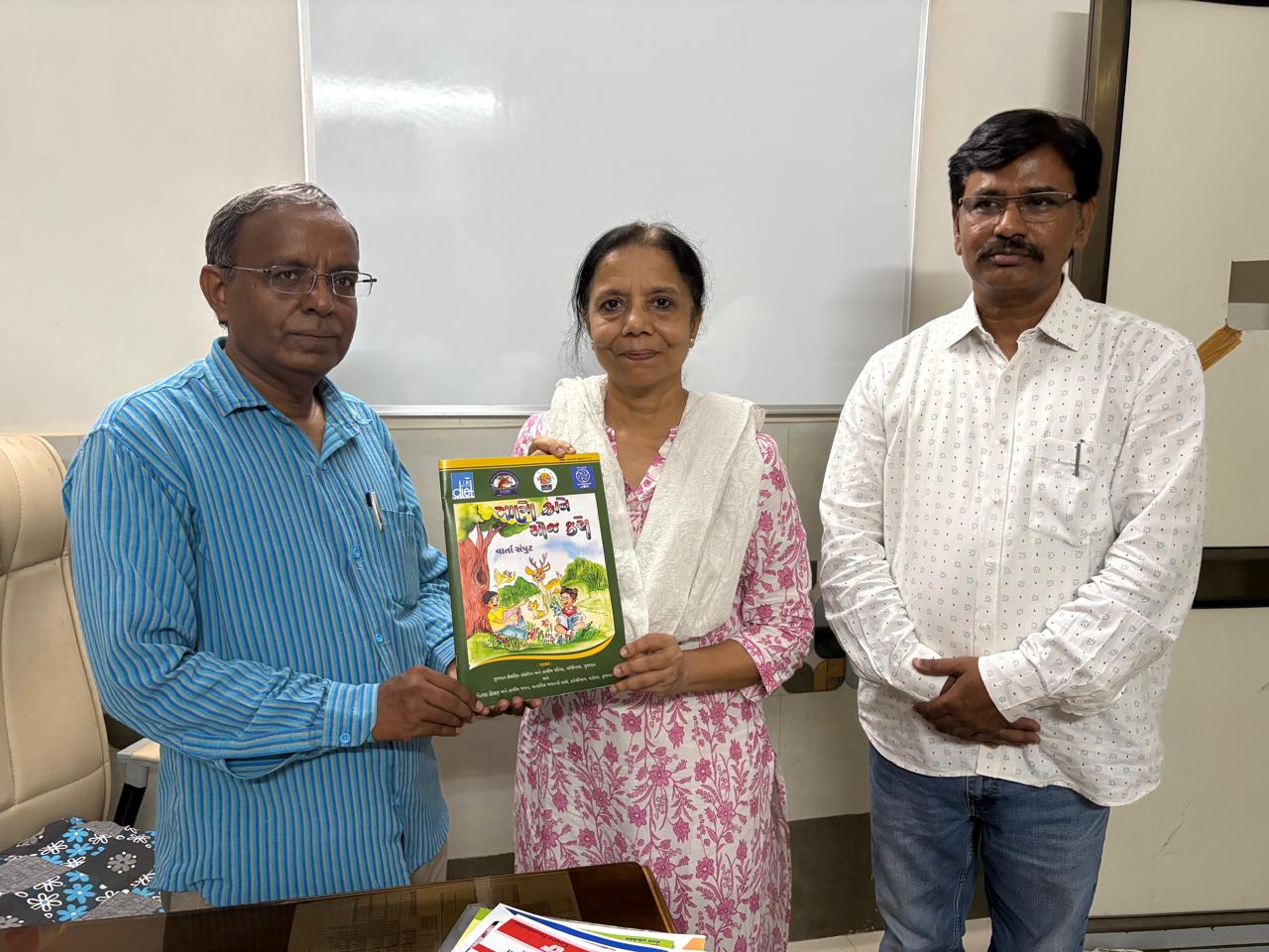 Mr__Avdhut_sir_Principal_of_B_Ed_Collage_DIET_(District_Institute_for_Education_and_Training)_(2).jpeg
